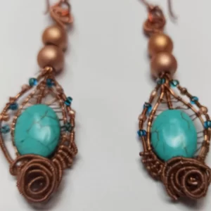 Pendientes artesanales de cobre y turquesa